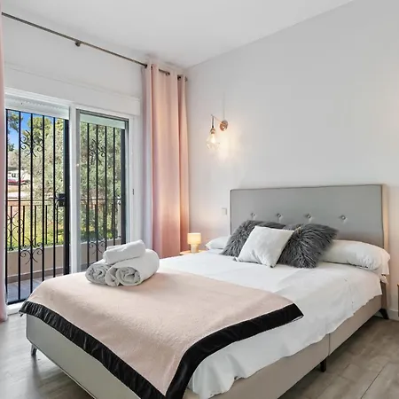 Stunning 3 Floor House In Costa Del Golf מארבלה