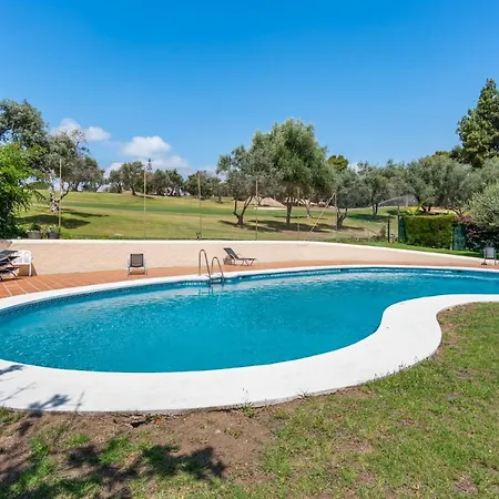 Stunning 3 Floor House In Costa Del Golf *