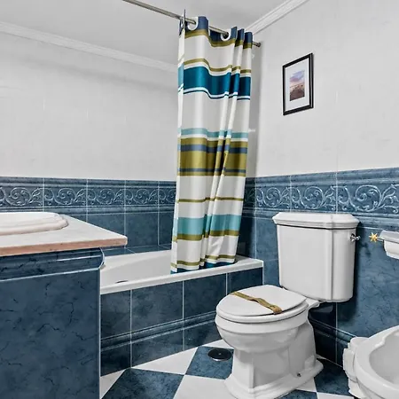 Stunning 3 Floor House In Costa Del Golf * מארבלה